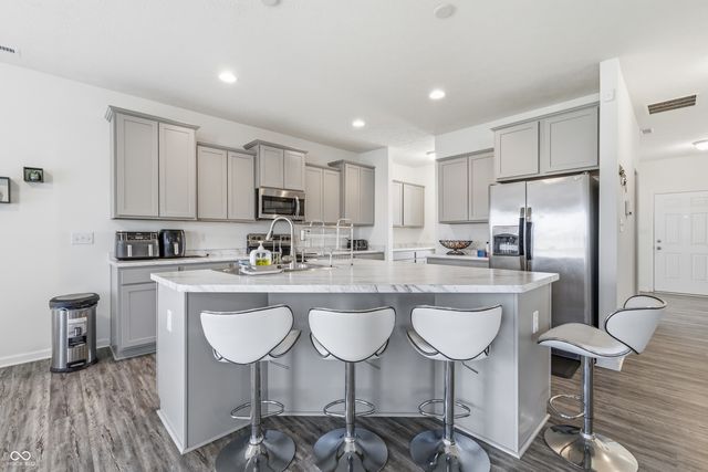 988 Belgium Boulevard, Bargersville, IN 46106