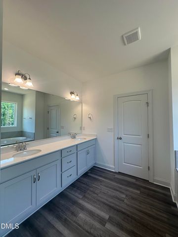 447 Rising Star Drive, Clayton, NC 27520