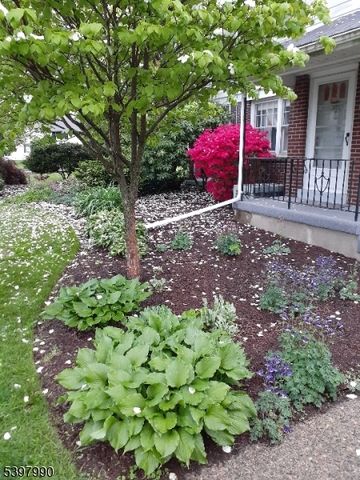 240 Aurora St, Lopatcong Twp., NJ 08865