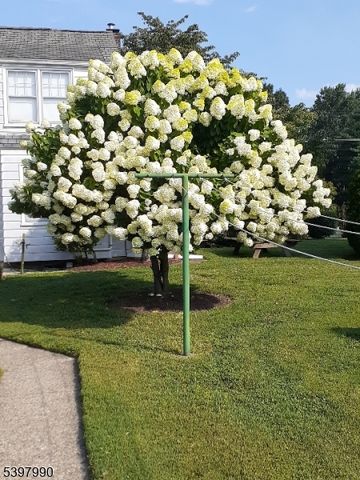 240 Aurora St, Lopatcong Twp., NJ 08865