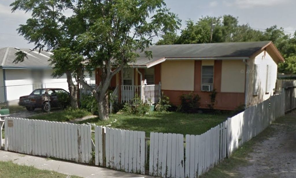 1406 Dorado St, Corpus Christi, TX 78417