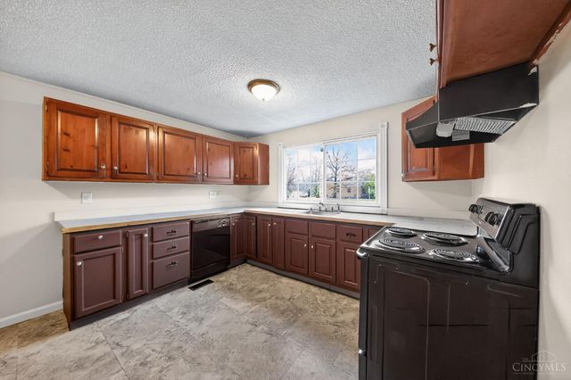 8579 Daly Road, Springfield Twp., OH 45231