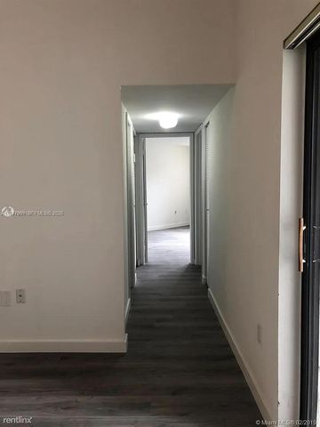 9421 Fontainebleau Blvd 210-35, Miami, FL 33172