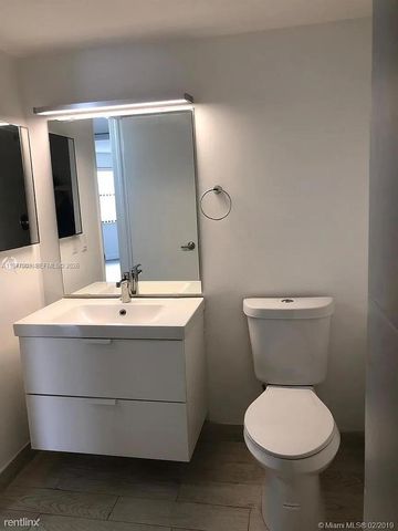 9421 Fontainebleau Blvd 210-35, Miami, FL 33172