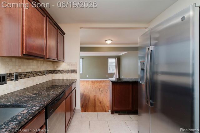 13631 Labelle Street, Oak Park, MI 48237