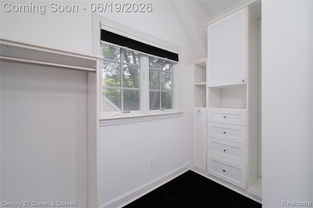 13631 Labelle Street, Oak Park, MI 48237