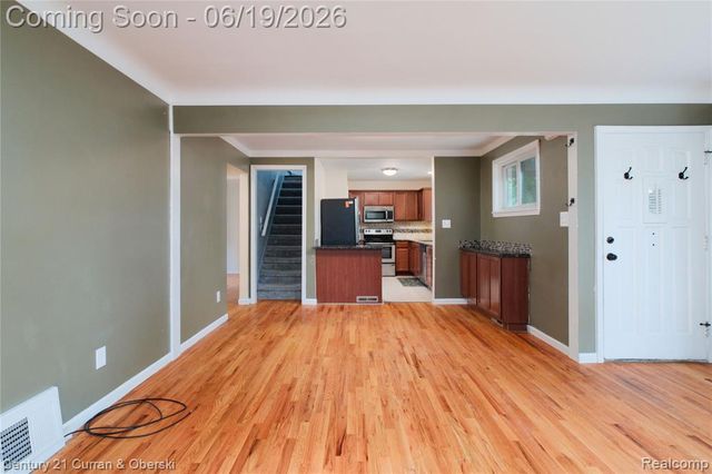 13631 Labelle Street, Oak Park, MI 48237