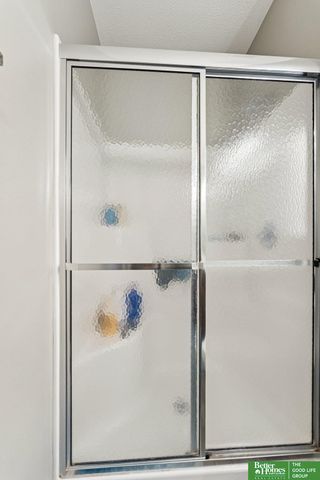 16402 Butler Avenue, Omaha, NE 68116