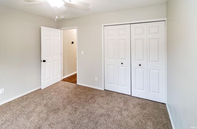 323 E Evergreen Road, Evansville, IN 47711