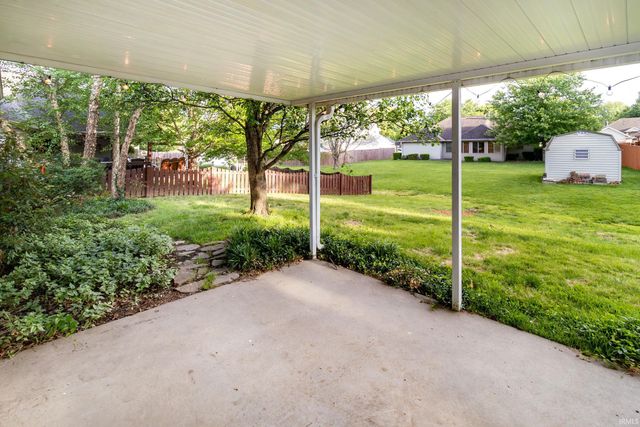 323 E Evergreen Road, Evansville, IN 47711
