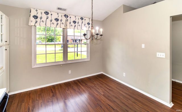 323 E Evergreen Road, Evansville, IN 47711