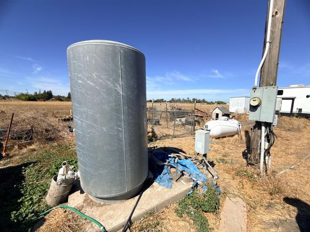 11663 E Copperopolis Rd, Stockton, CA 95215