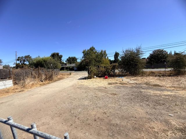 11663 E Copperopolis Rd, Stockton, CA 95215