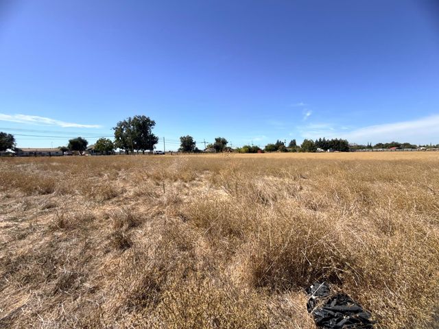 11663 E Copperopolis Rd, Stockton, CA 95215