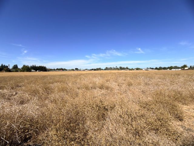 11663 E Copperopolis Rd, Stockton, CA 95215