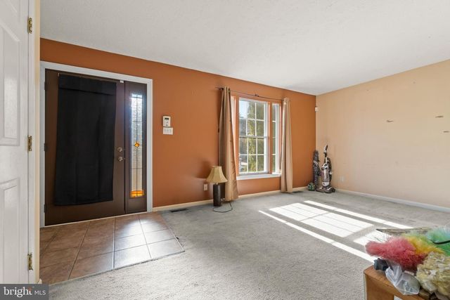 18 ROSALIND CIR, Sicklerville, NJ 08081