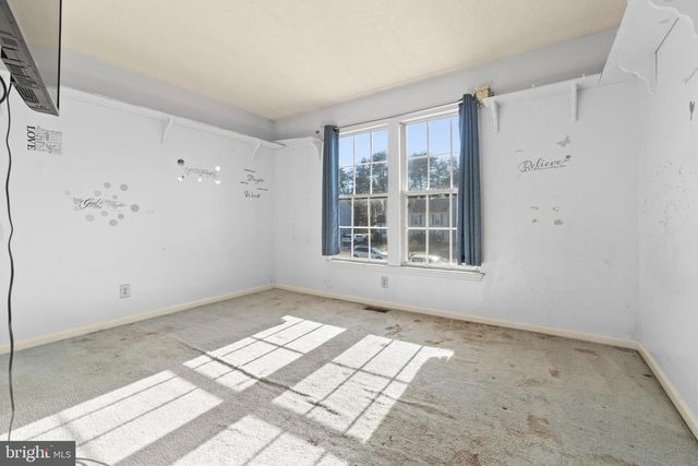 18 ROSALIND CIR, Sicklerville, NJ 08081