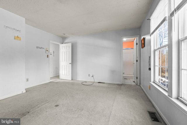 18 ROSALIND CIR, Sicklerville, NJ 08081