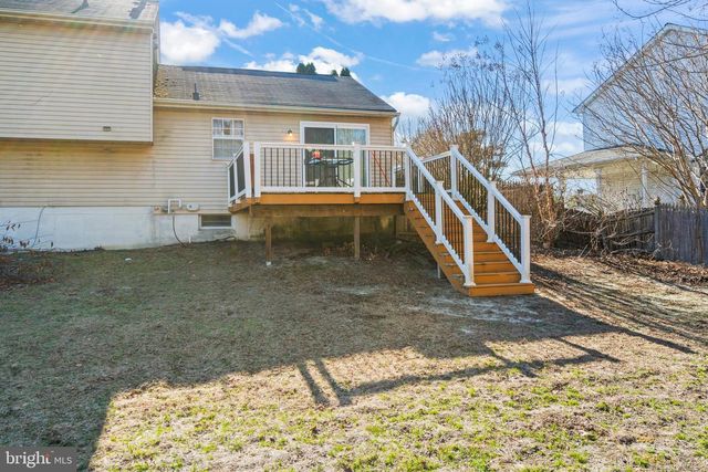 18 ROSALIND CIR, Sicklerville, NJ 08081
