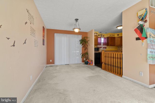 18 ROSALIND CIR, Sicklerville, NJ 08081