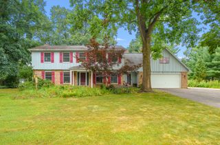 7534 Farmington Avenue, Kalamazoo, MI 49009