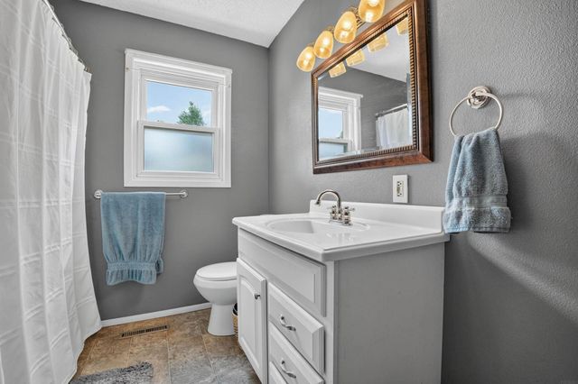 1303 Shultz Street, Waterloo, IA 50707