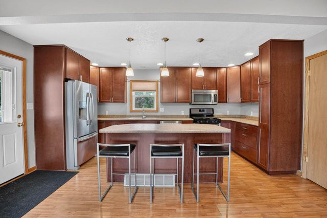 1303 Shultz Street, Waterloo, IA 50707