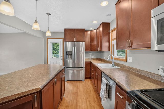1303 Shultz Street, Waterloo, IA 50707