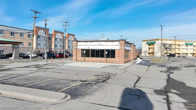 18902 Northline Road, Southgate, MI 48195