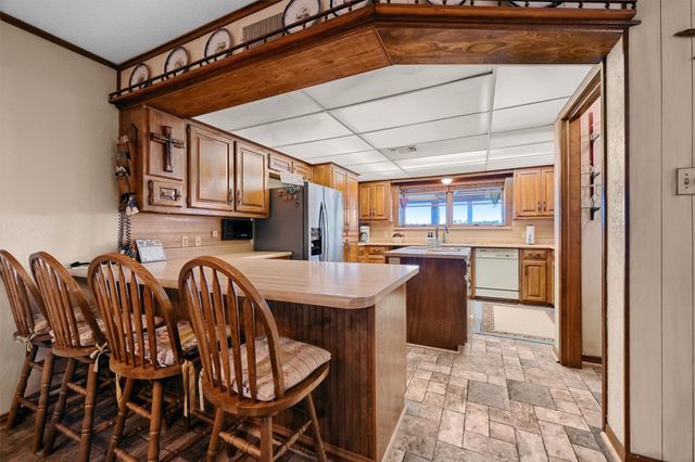 105 Cheyenne Drive, Lake Kiowa, TX 76240