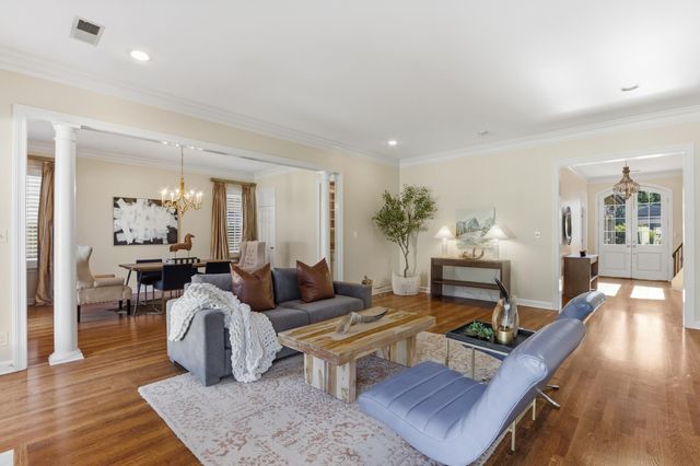 7298 MONT BLANC DR, Germantown, TN 38138