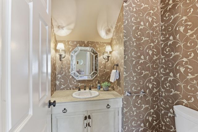 7298 MONT BLANC DR, Germantown, TN 38138