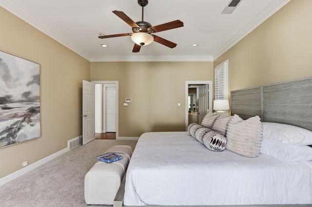 7298 MONT BLANC DR, Germantown, TN 38138