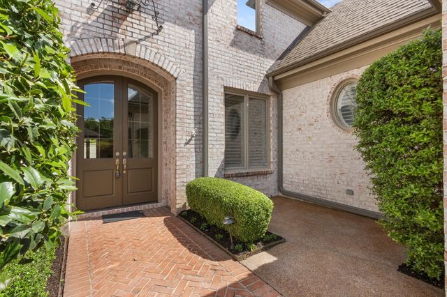 7298 MONT BLANC DR, Germantown, TN 38138