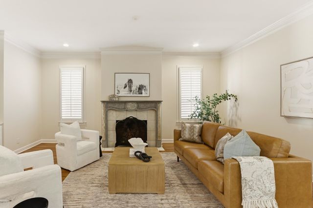 7298 MONT BLANC DR, Germantown, TN 38138