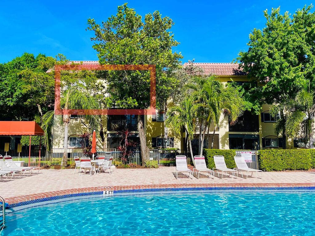 257 S Cypress Road 442, Pompano Beach, FL 33060