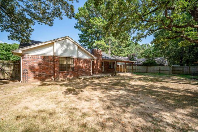297 Southwick Cove, Conway, AR 72034