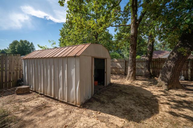 297 Southwick Cove, Conway, AR 72034