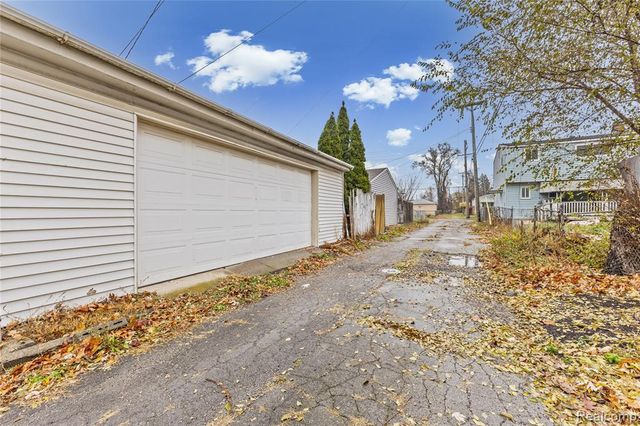 277 White Street, Ecorse, MI 48229