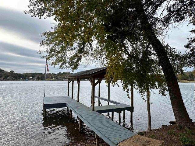 2001 Lakeshore Drive, Jacksonville, TX 75766