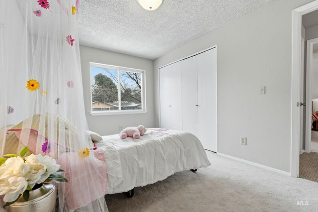 3589 S Minuteman Way, Boise, ID 83706