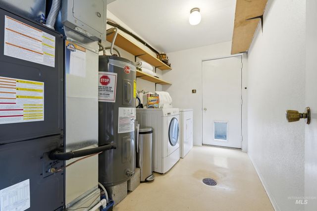 3589 S Minuteman Way, Boise, ID 83706