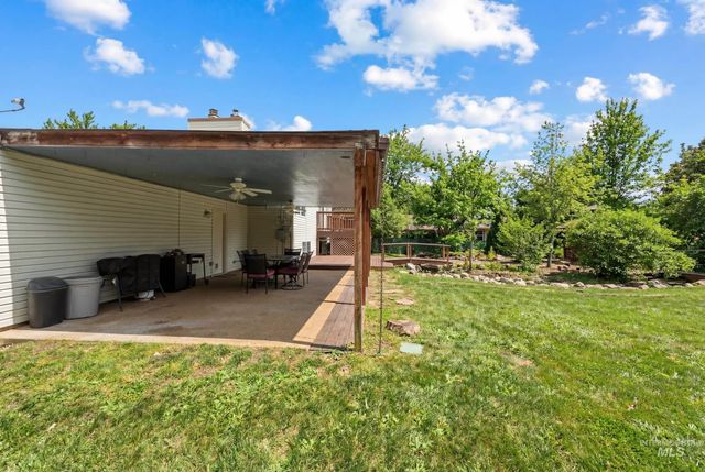 3589 S Minuteman Way, Boise, ID 83706