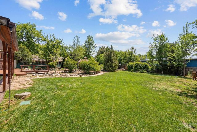 3589 S Minuteman Way, Boise, ID 83706