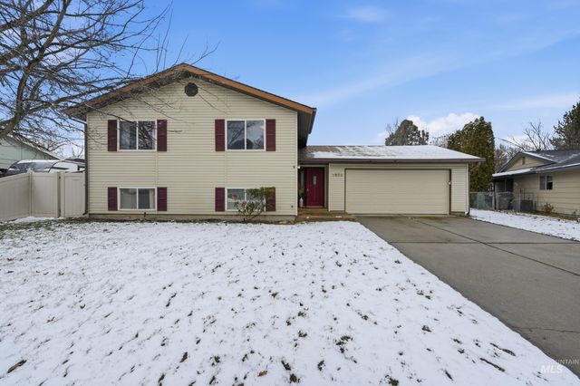 3589 S Minuteman Way, Boise, ID 83706
