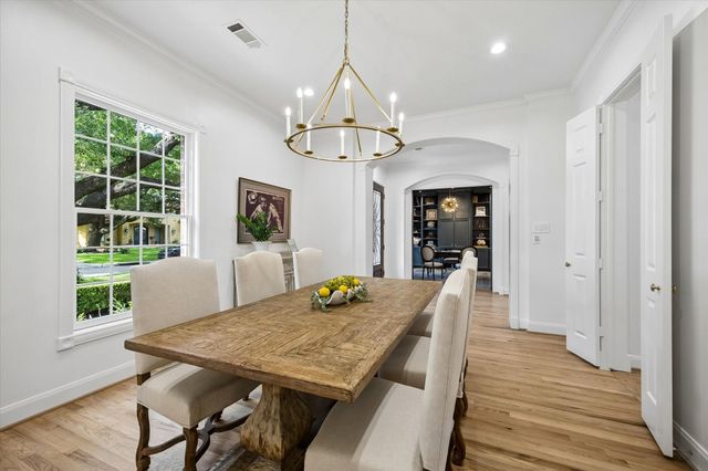 5003 Imperial Street, Bellaire, TX 77401