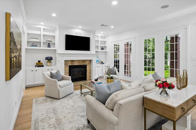 5003 Imperial Street, Bellaire, TX 77401