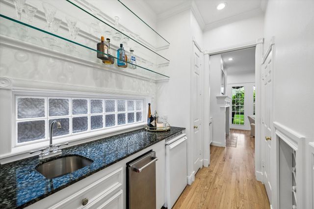 5003 Imperial Street, Bellaire, TX 77401