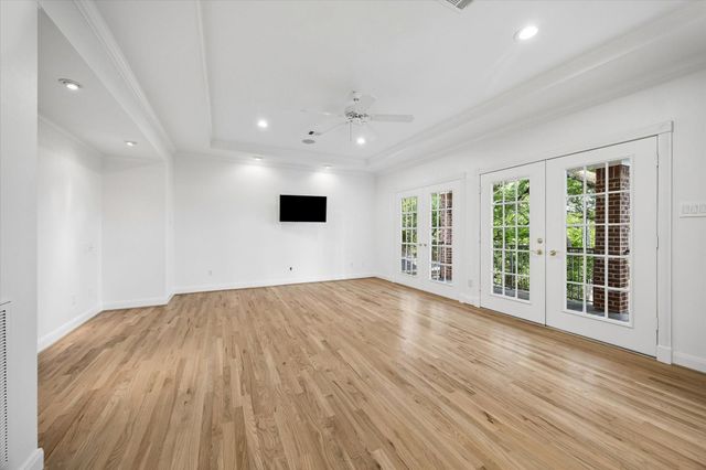 5003 Imperial Street, Bellaire, TX 77401
