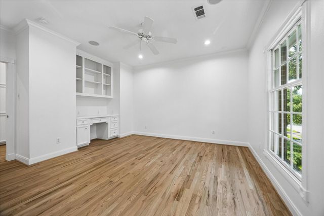 5003 Imperial Street, Bellaire, TX 77401